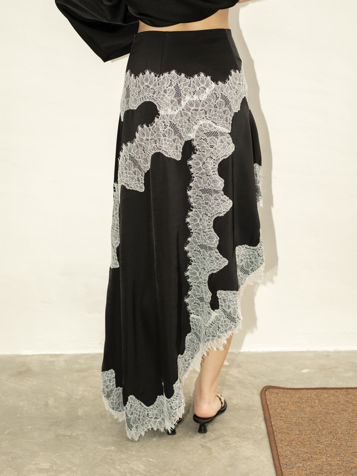 RAVEN SKIRT