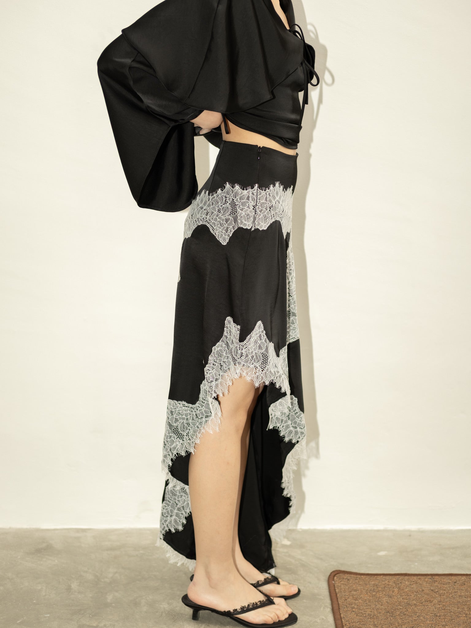 RAVEN SKIRT