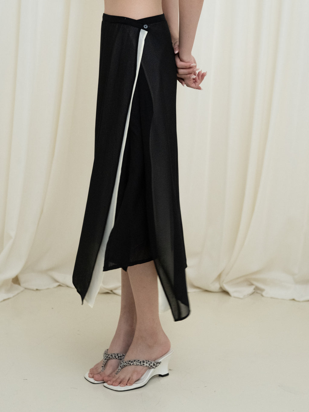 BLOOM SKIRT