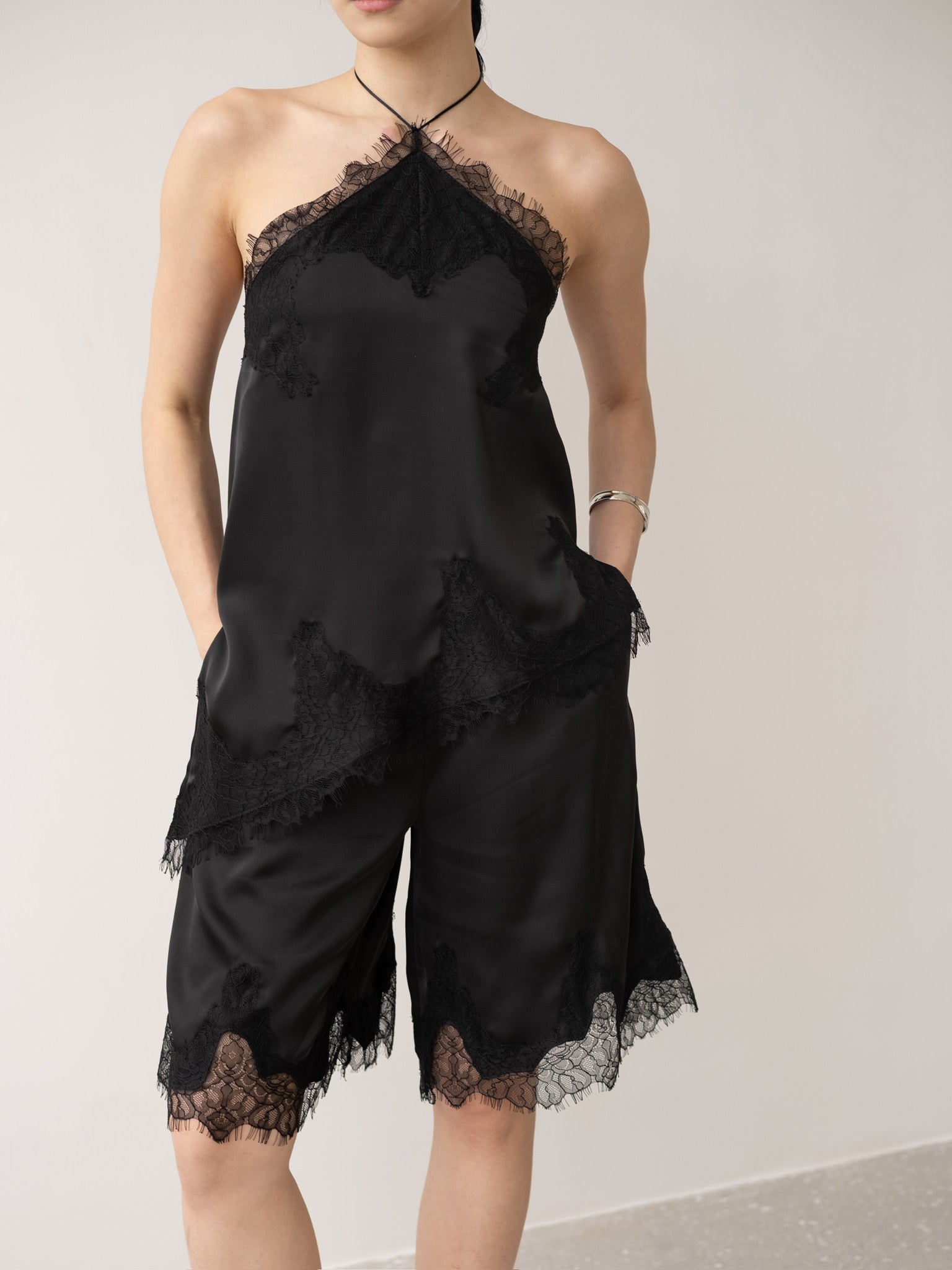 MOIX LACE TOP