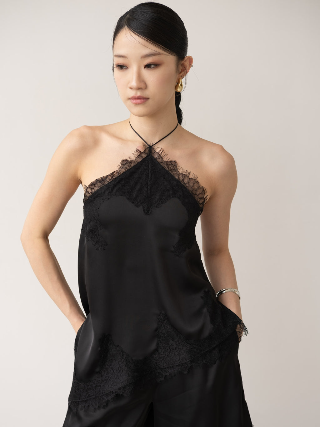 MOIX LACE SHORT