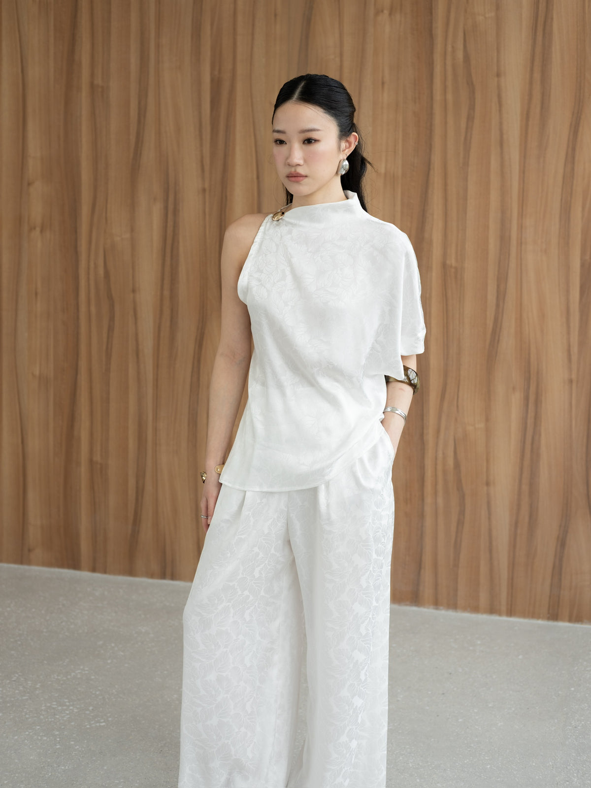 OOLONG TOP