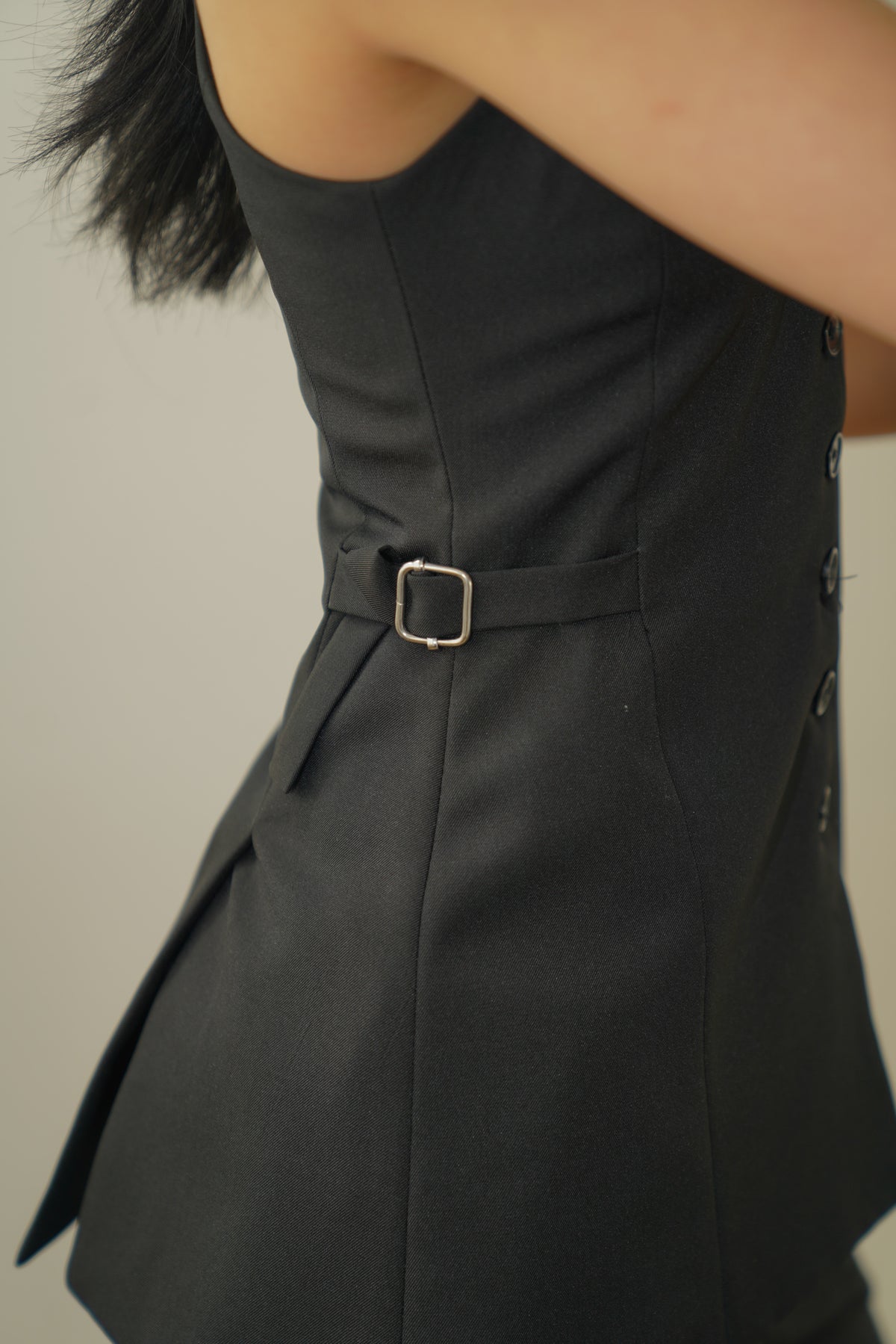 SOMA VEST